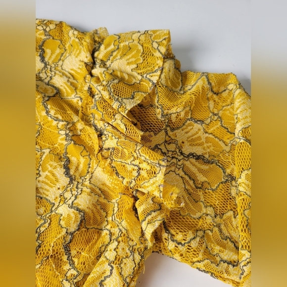 Zara Ruffle Lace Balloon Sleeve Yellow Top Small - Picture 3 of 8